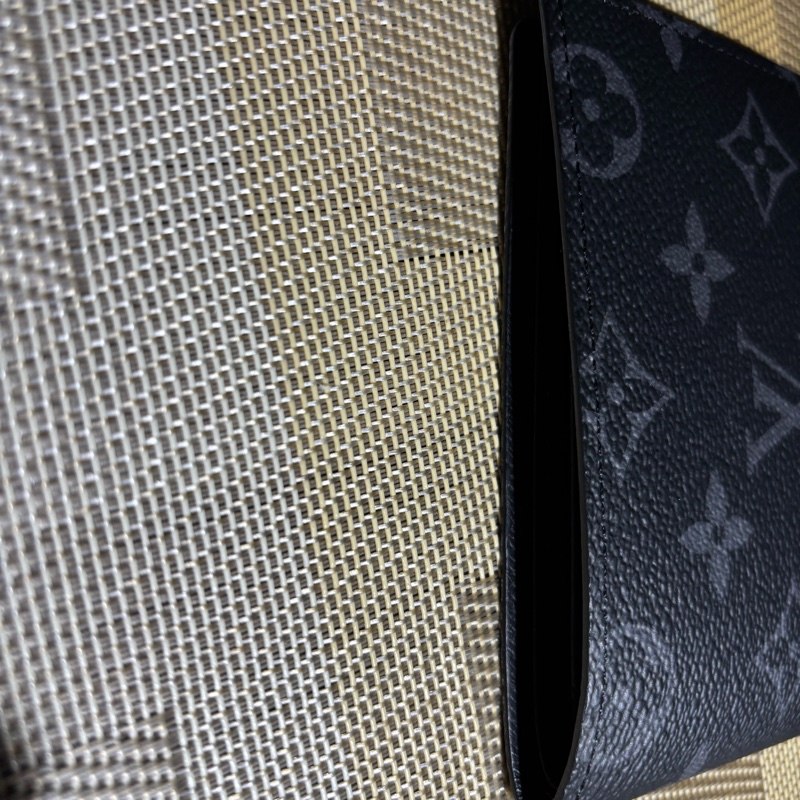 LV Monogram Eclipse-12