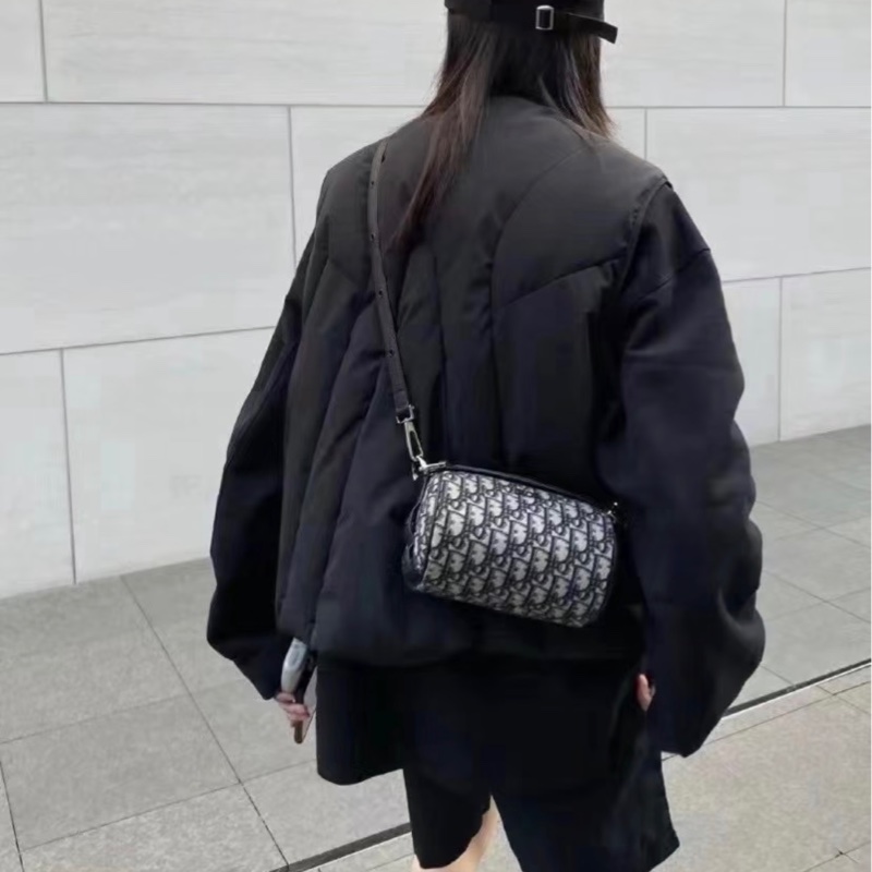 「JL精品代購」9新 Dior 老花 圓筒斜背包-1