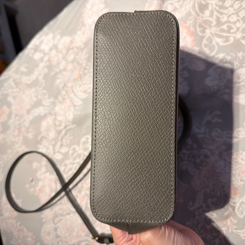 近9.9成新 Longchamp 灰色牛皮手提斜背包-7