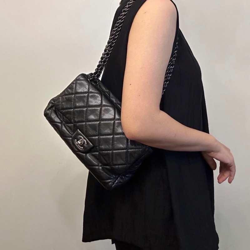 「JL精品代購」98新 Chanel 香奈兒 油蠟皮黑銀cf25-1