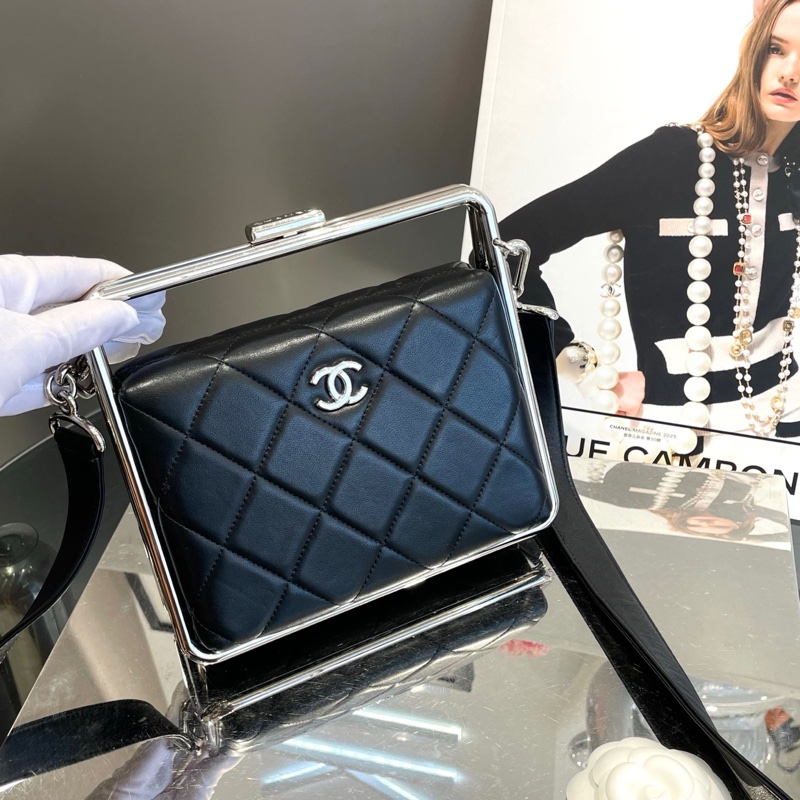 Chanel香奈儿银杆晚宴盒子包-1