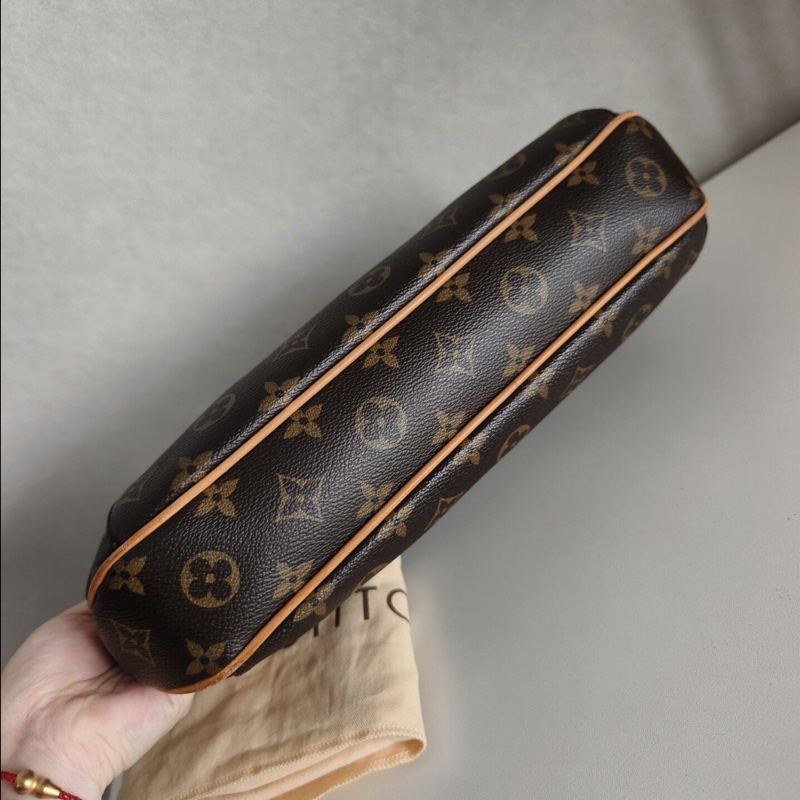 【氣質女神✨全網最低價‼️】LV Thames PM金牌南瓜腋下包｜單肩包｜手提包 小號-6