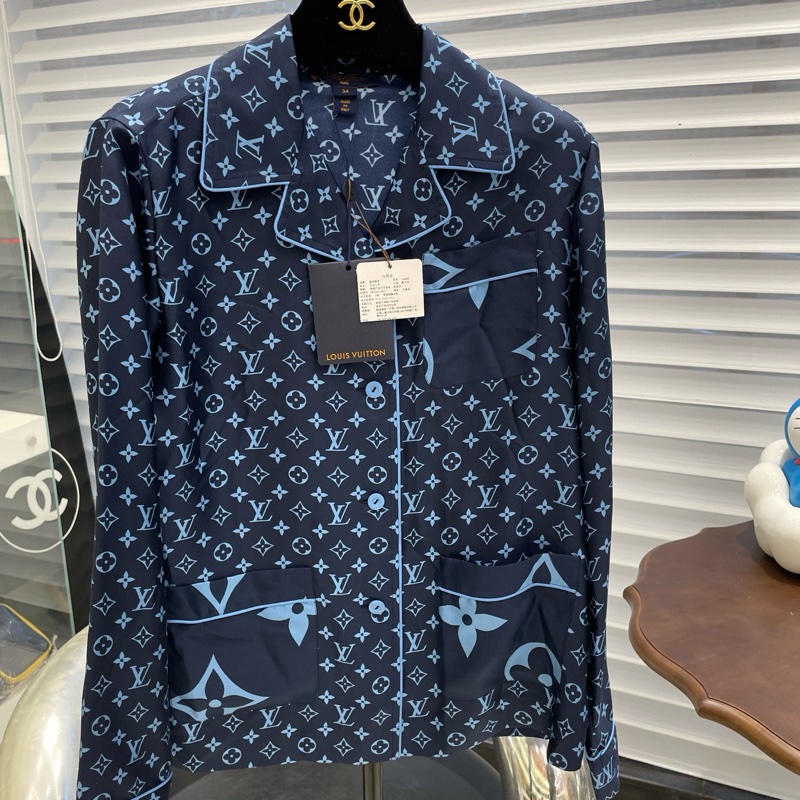 Louis Vuitton 蓝色满印老花丝绸睡衣式衬衫-0