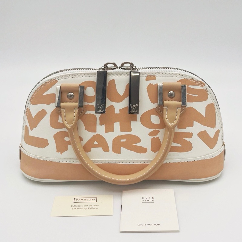 「JL精品代購」lv 限量裸色塗鴉貝殼手提包-0