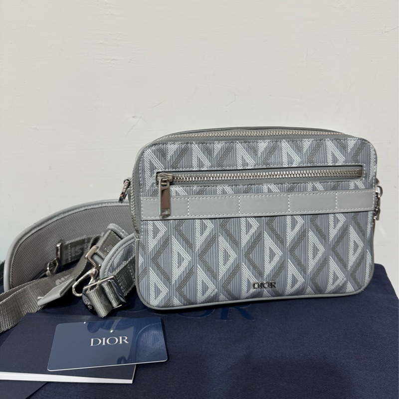 Dior 鑽石灰色郵差斜背包-0