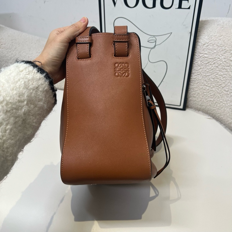 Loewe/羅意威 hammock棕色吊床包手提單肩斜挎包 尺寸26*13*22cm-1