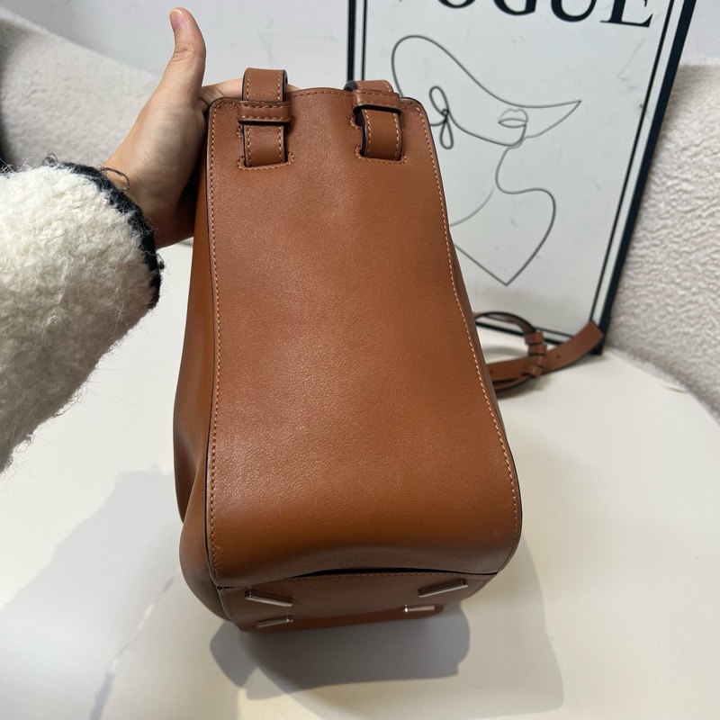 Loewe/羅意威 hammock棕色吊床包手提單肩斜挎包 尺寸26*13*22cm-4