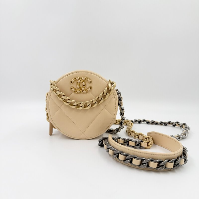 CHANEL - 奶茶色金釦羊皮19bag小圓餅包-3