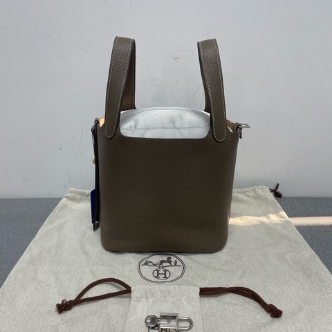 Hermes愛馬仕 大象灰菜籃子銀扣