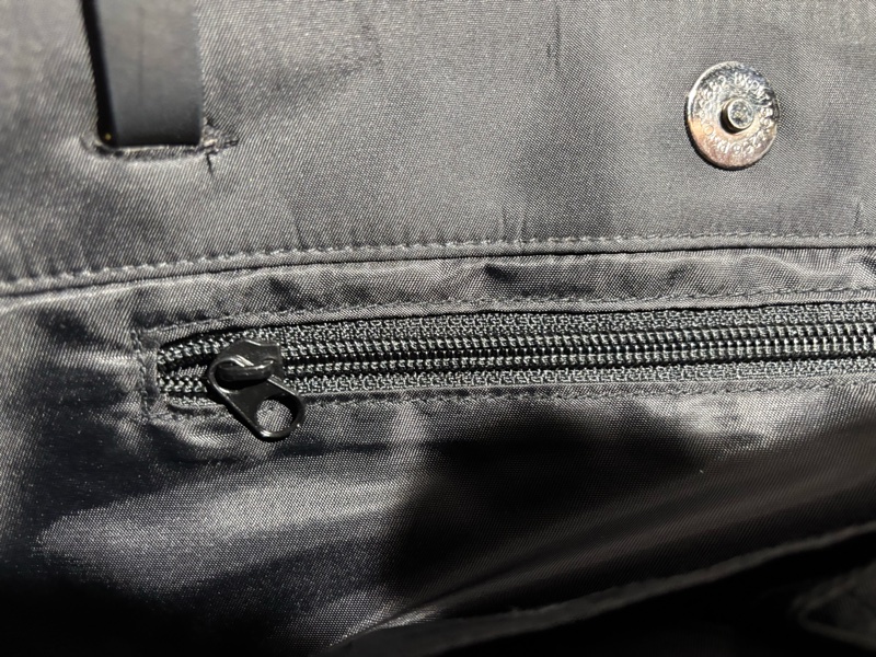 Givenchy 中型手提包-22