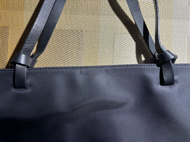 Givenchy 中型手提包-27