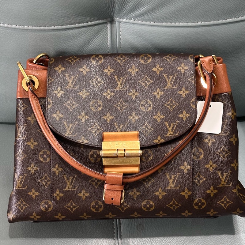 LouisVuitton路易威登 老花大托特包，經典老花配棕色小牛皮手柄-0