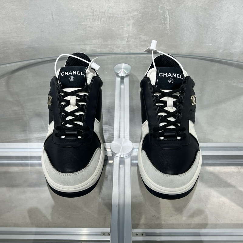 香奈兒Chanel 23C 黑白雙C金標 運動鞋 36碼-1