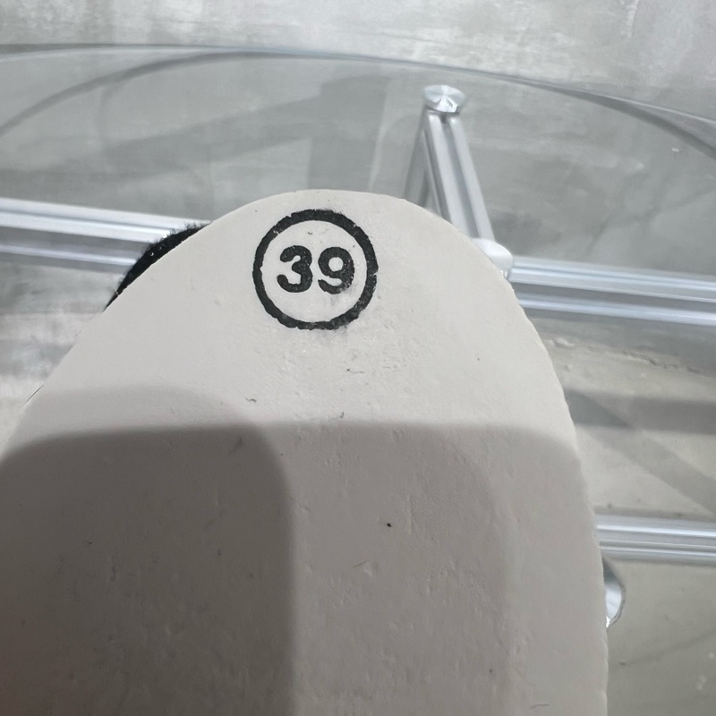 CHANEL 香奈兒 休閒鞋 黑 39碼-7