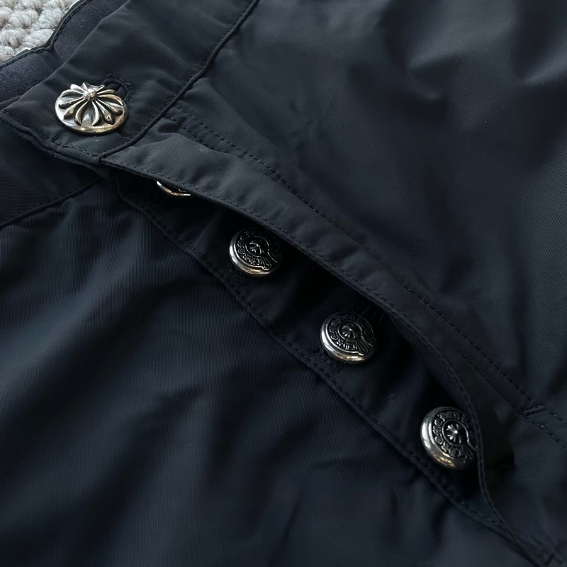 Chrome Hearts 克羅心 十字架貼皮雙膝大貼皮尼龍工裝短褲 W33 十字花+馬蹄印銀紐-2