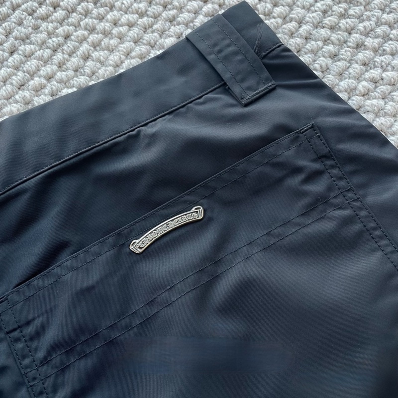 Chrome Hearts 克羅心 十字架貼皮雙膝大貼皮尼龍工裝短褲 W33 十字花+馬蹄印銀紐-4