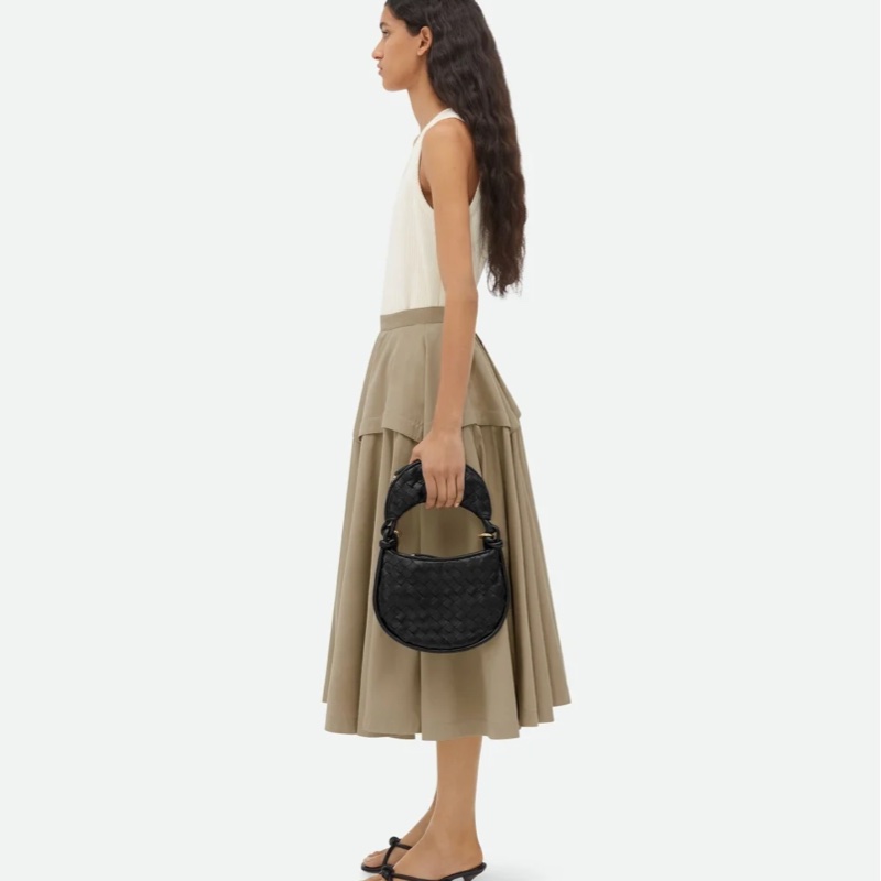 專櫃購入 BV Gemelli 半月包 經典灰色 舒淇代言-14