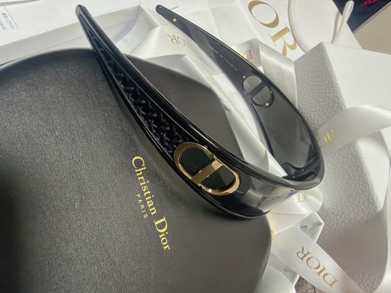 (專櫃有購證)Dior髮箍墨鏡 Dior VeryDior M1U-0