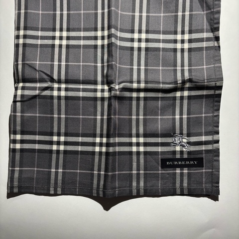 Burberry手帕