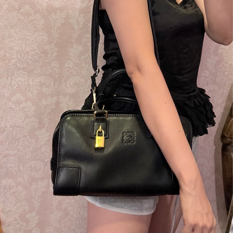 羅意威 黑色皮革 托特包 手提包 腋下包 Amazona 28 側背包 皮革 斜挎包 中古 loewe amazona 28 shoulder bag-1