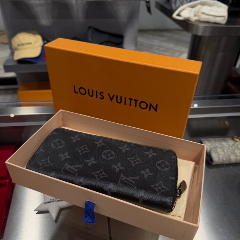 僅用一次🌟Louis Vuitton LV Zippy Vertical 黑老花錢包-2