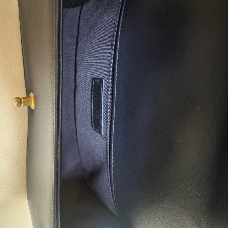 Boy Chanel medium size-4