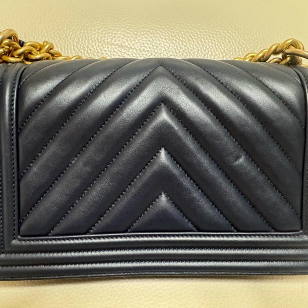 Boy Chanel medium size-6