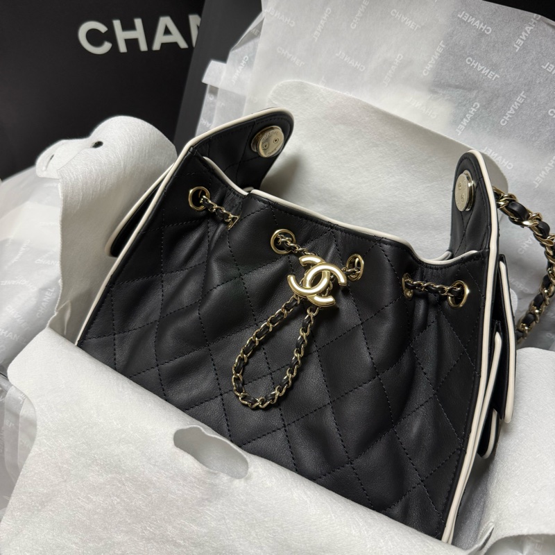黑白Chanel Mini 25 金扣 小牛皮-9