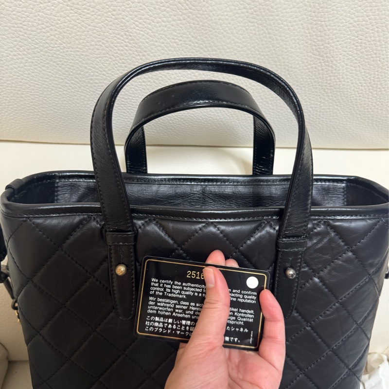 Chanel Gabrielle 手挽袋（有肩帶）-17