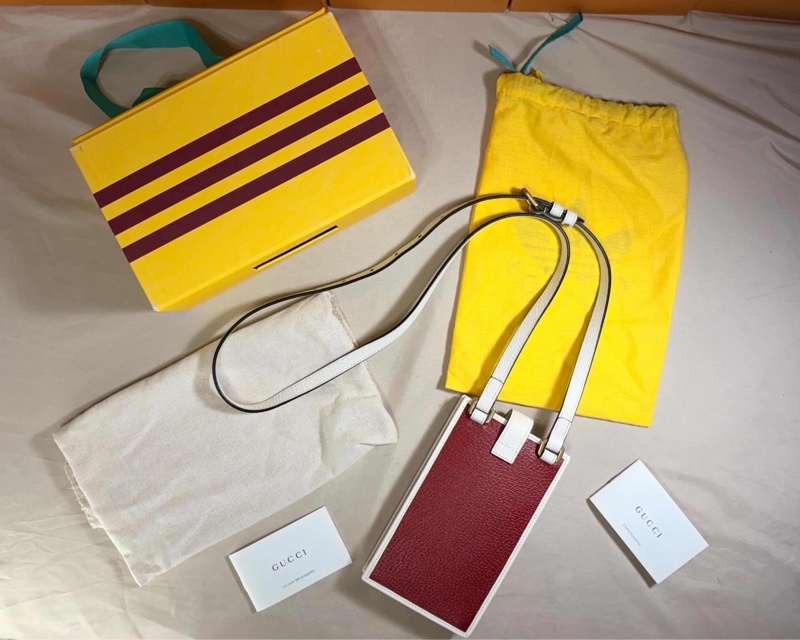 ‼️重磅聯名 Gucci古馳Adidas阿迪達 聯名款皮革肩背/斜背小包 手機包-4