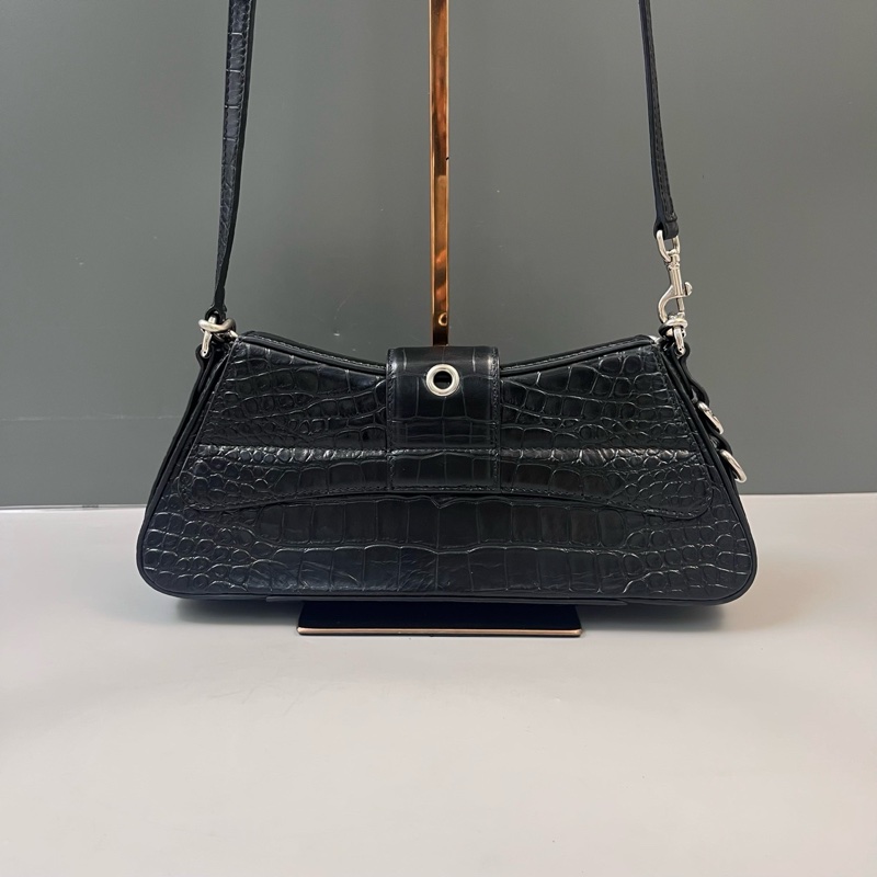 Balenciaga/巴黎世家 黑銀鰐魚壓紋 斜挎手提包-1