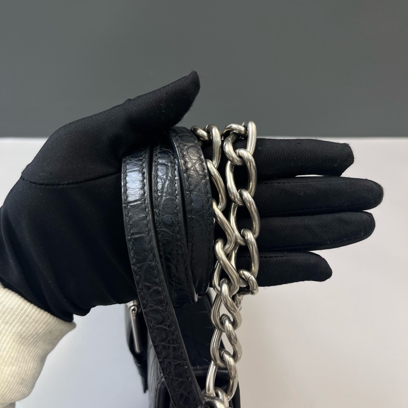 Balenciaga/巴黎世家 黑銀鰐魚壓紋 斜挎手提包-5