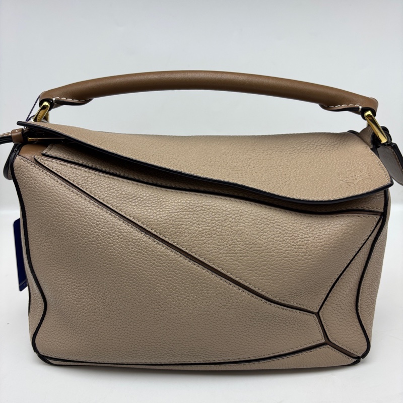 Loewe puzzle小號沙色幾何包，尺寸：24*16cm  🈚附件-0