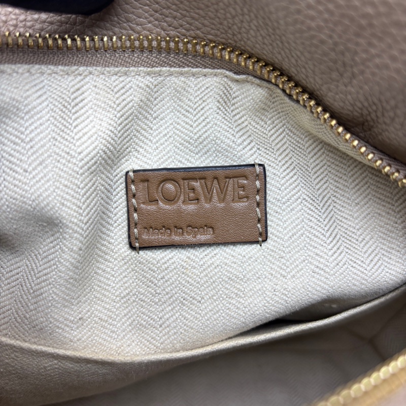 Loewe puzzle小號沙色幾何包，尺寸：24*16cm  🈚附件-5