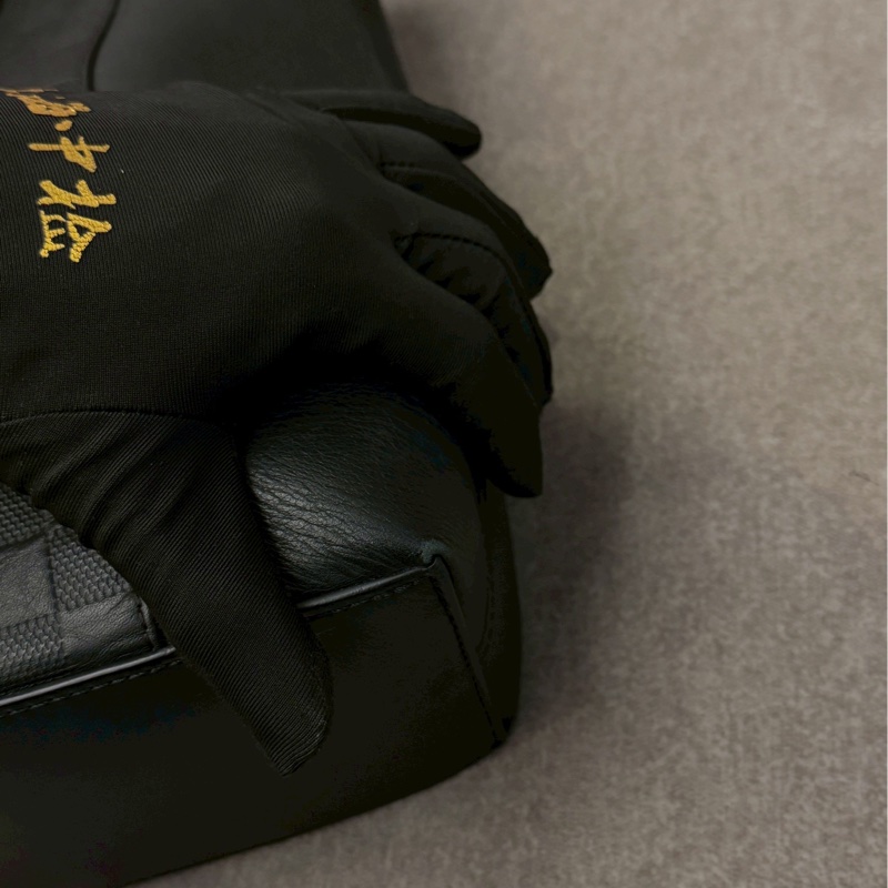 LV新款黑棋盤大手提-7