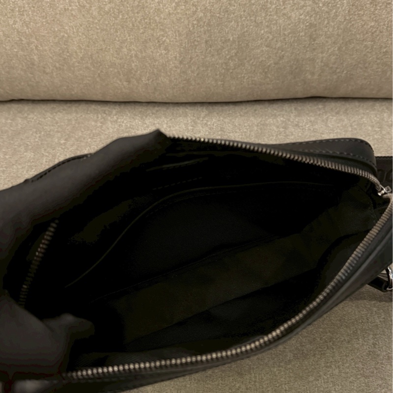 LV黑老花三合一-2