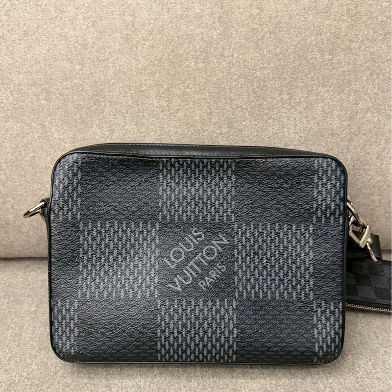 LV棋盤格三合一-2