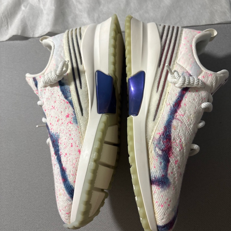 Lv休閒鞋6號半-1