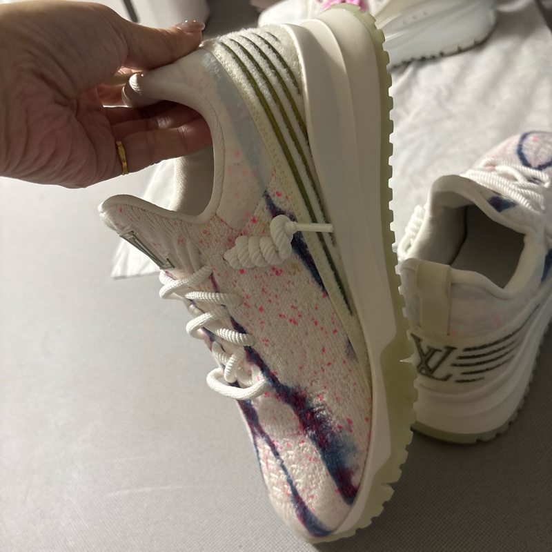 Lv休閒鞋6號半-3