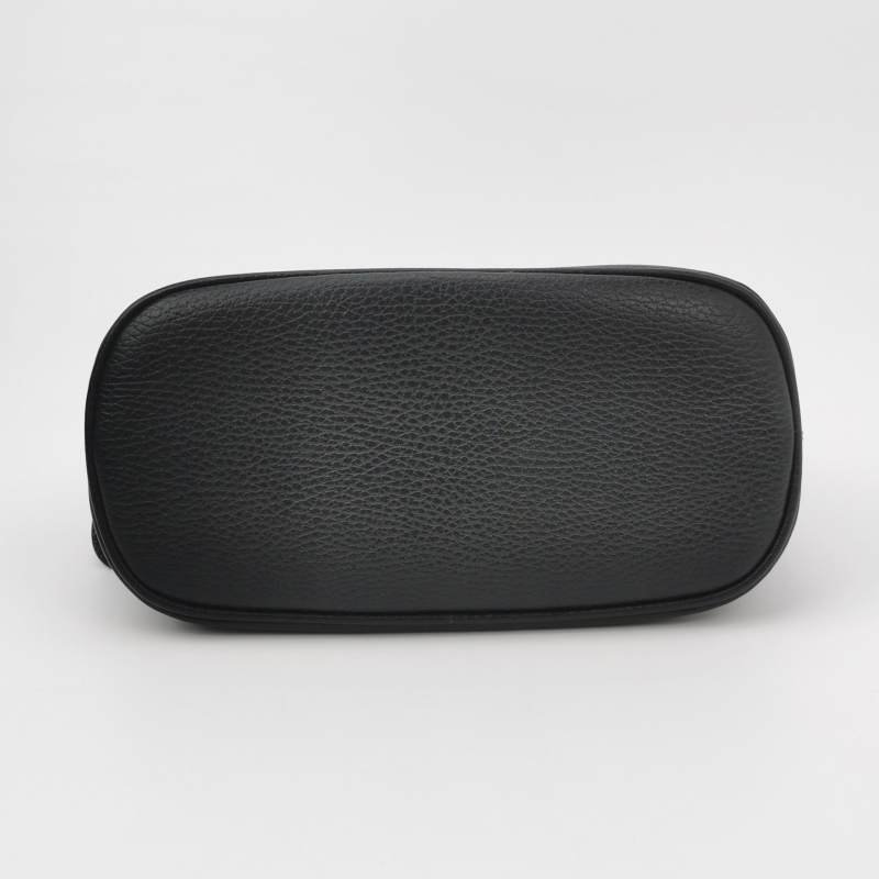 Gucci牛皮純色雙G吊飾斜背包單肩包-5