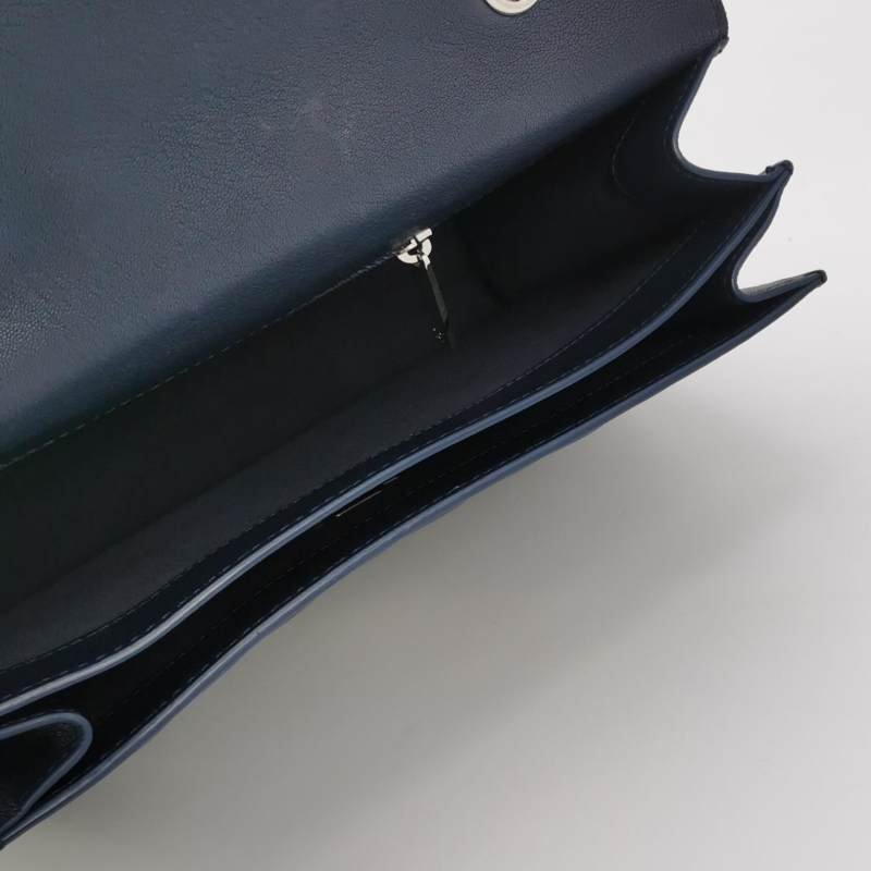 Chanel古巴系列羊皮菱格絎縫雙C標識鏈條單肩包-6