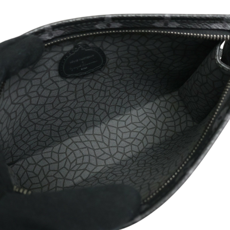 原花帆布 草間彌生 Gaston Wearable Wallet 迷你肩背包【LOUIS VUITTON LV 路易威登】 M81972-4