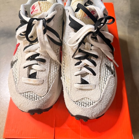 Nike x sacai 聯名鞋