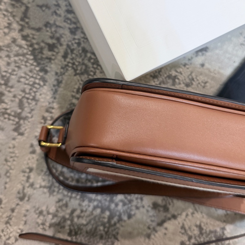 台灣專櫃💯Celine帆布拼咖牛皮Teen Triomphe 凱旋門肩背/斜背包-6