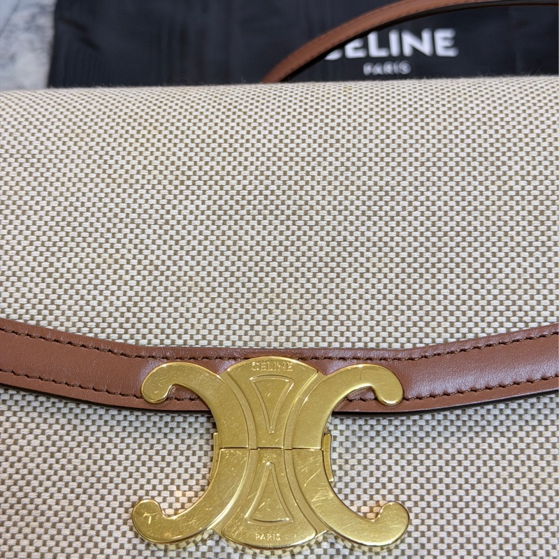 台灣專櫃💯Celine帆布拼咖牛皮Teen Triomphe 凱旋門肩背/斜背包-11