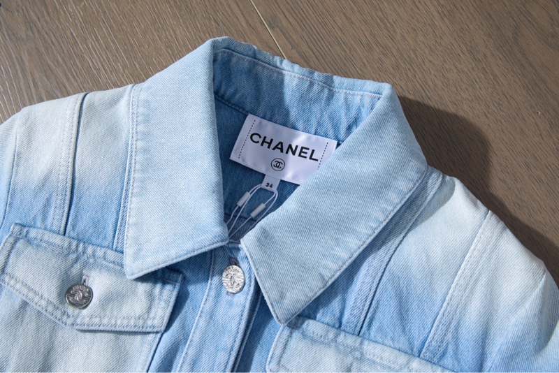 ❤️Chanel 短款牛仔外套🩵-1