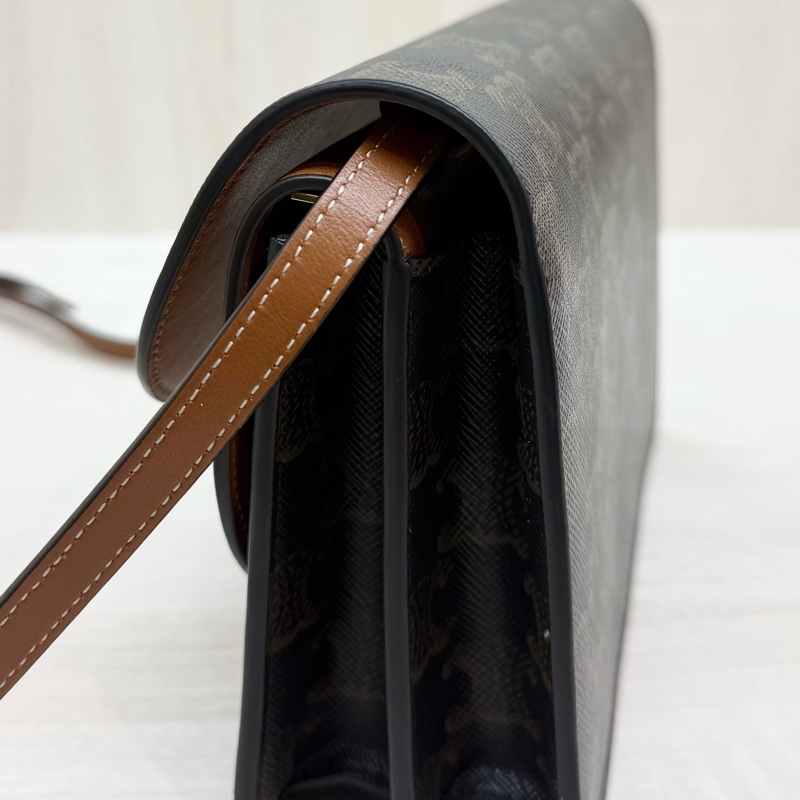 CELINE (25年超新✨印花Triomphe雙層側背背-19