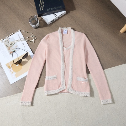 ❤️Chanel 一套两件🌸櫻花粉色流蘇邊針織開衫