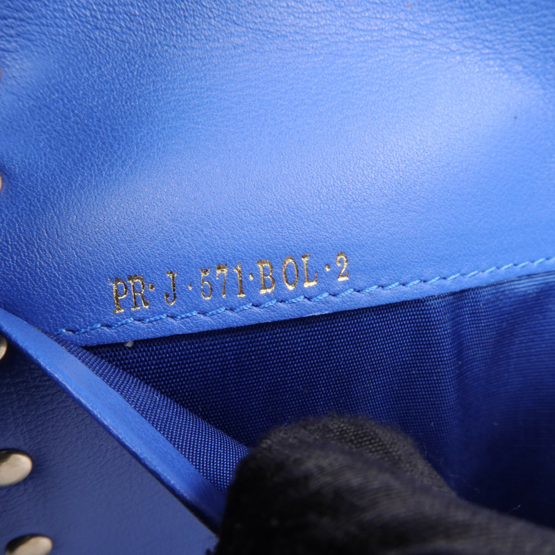 Valentino 牛皮皮革Rockstud Passport Case護照套-12