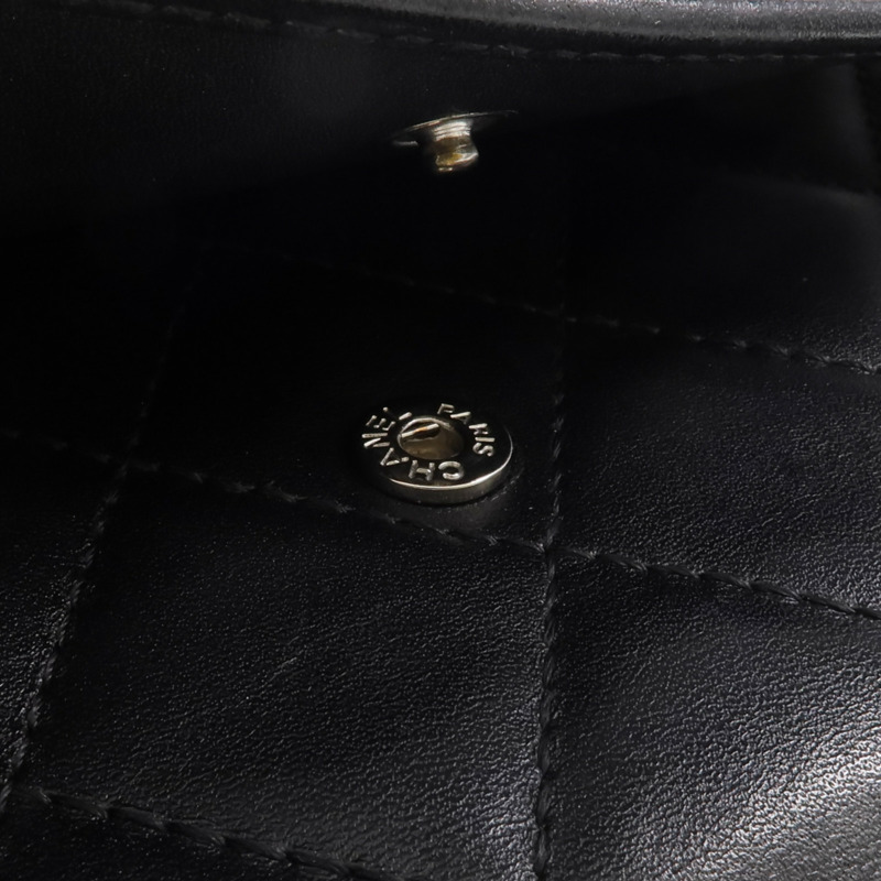 CHANEL 牛皮皮革Cambon Wallet銀扣長錢包-10